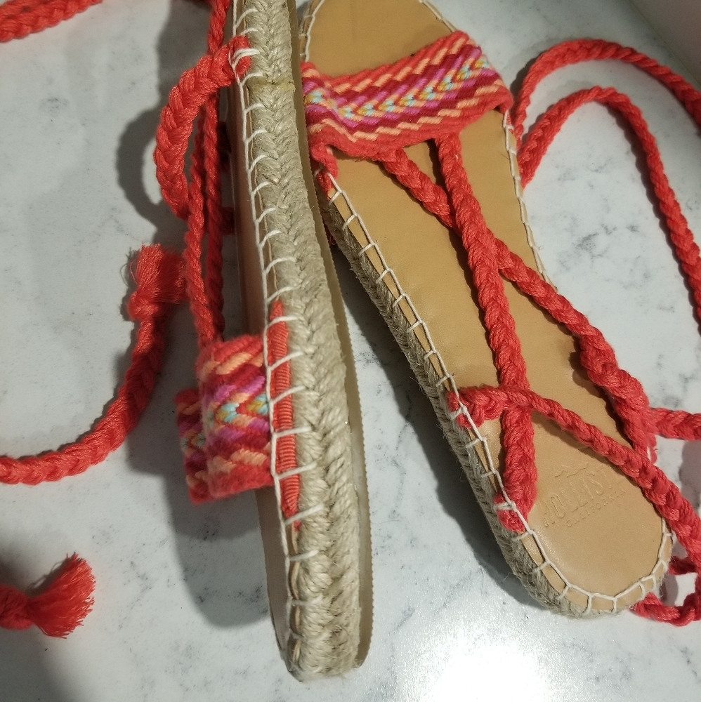 👡HOLLISTER WRAP AROUND SANDALS - Picture 2 of 6